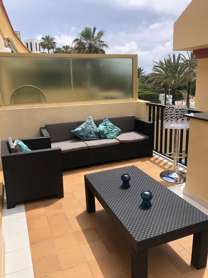 Beachfront Apartment - Sea Views - Marbellac Extérieur photo